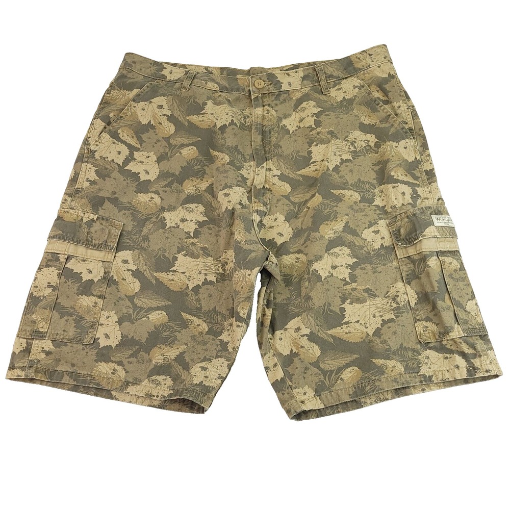 Wrangler‎ Cargo Shorts Men 40 Meas 38x10 Leaf Camouflage Hiking Outdoor Fish